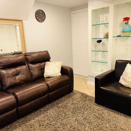 Deluxe Double Room- Hazel Stays Μισισάουγκα Εξωτερικό φωτογραφία