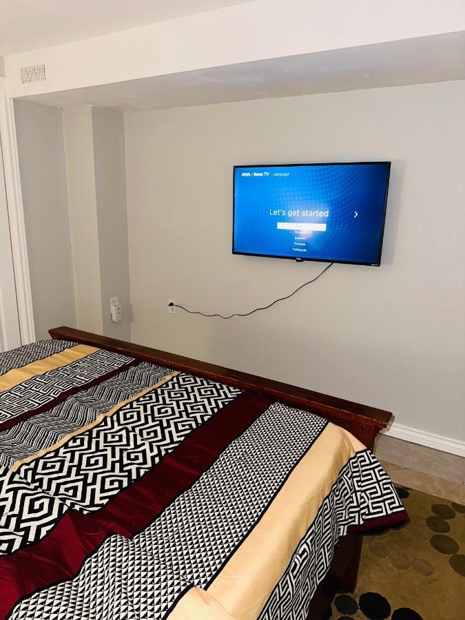 Deluxe Double Room- Hazel Stays Μισισάουγκα Εξωτερικό φωτογραφία